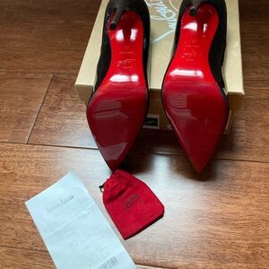 Christian Louboutin Classic Black So Kate 120mm.     LIKE NEW!!!